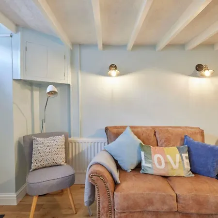 Host & - Honey Holiday home *