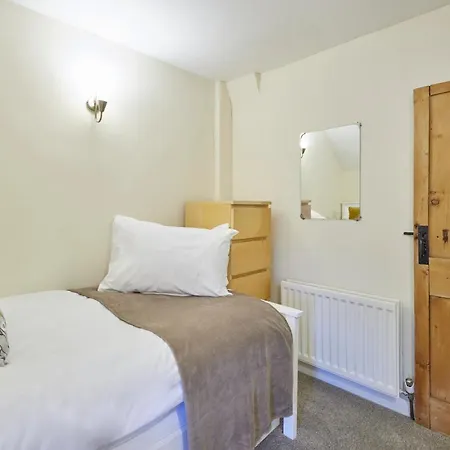 Сasa de vacaciones Host & - Honey Hinderwell