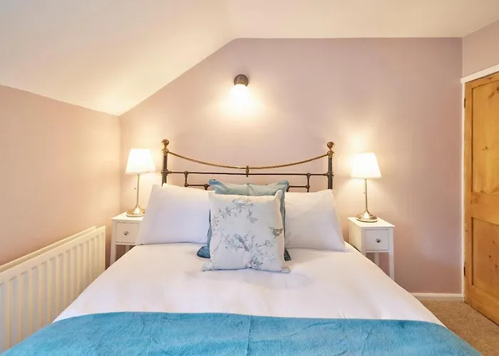 Casa de Férias Host & - Honey Hinderwell