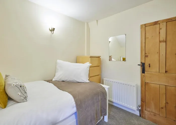 Сasa de vacaciones Host & - Honey Hinderwell